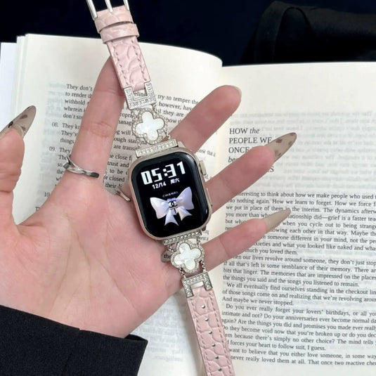 Apple Watch Series 1/2/3/4/5/6/SE/7/8/9/10/Ultra - Fashion Four-leaf Clover Alligator Grain Leather Watch Band - i-Station Mobile Phone & Electronic Device Repair and Accessories