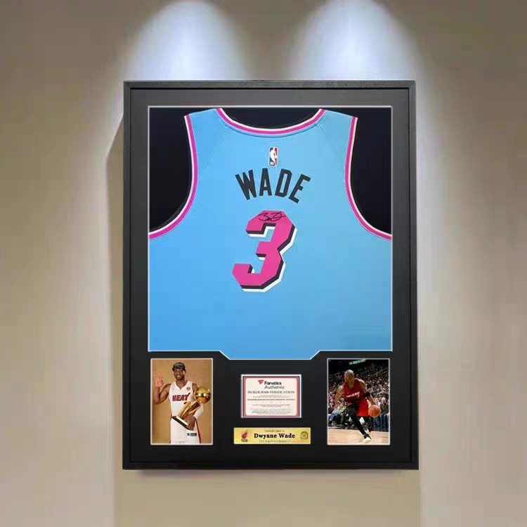 Load image into Gallery viewer, Dwyane Wade Miami Heat Framed Jersey Display (60×80cm) – Facsimile Signature Edition - i-Station Mobile Phone & Electronic Device Repair and Accessories