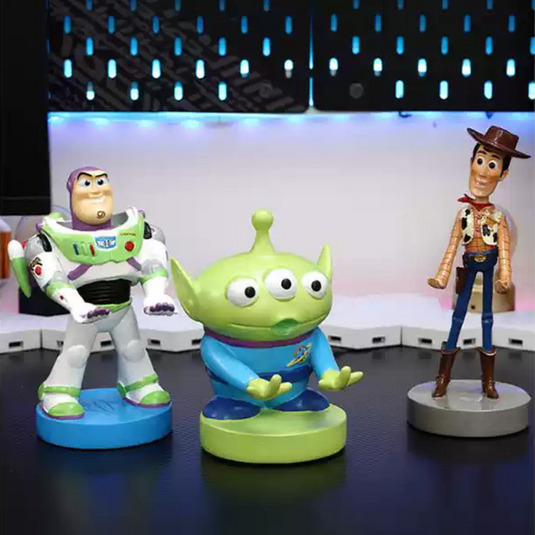 Creative Anime Figure as a Versatile Game Controller Stand for PS5, Switch, and Other Consoles - i-Station Mobile Phone & Electronic Device Repair and Accessories