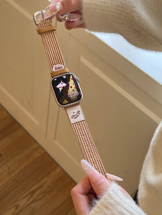 Apple Watch Series 1/2/3/4/5/6/SE/7/8/9/10/Ultra - Waffle Pattern Cartoon Animal Logo Leather Watch Band