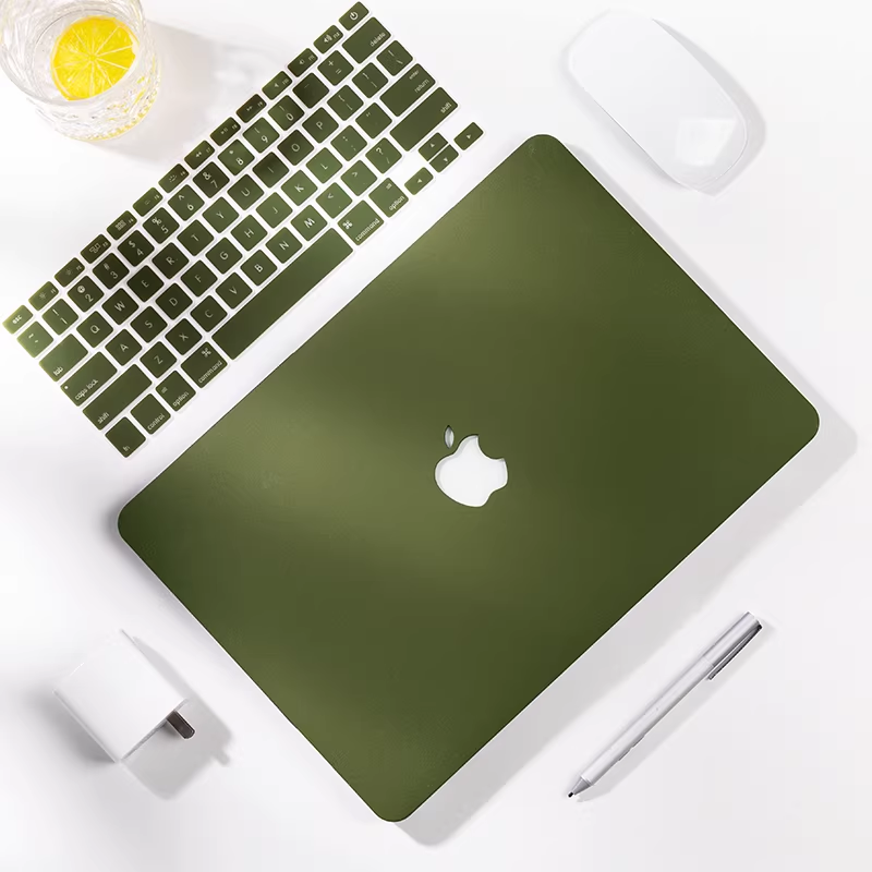 Load image into Gallery viewer, MacBook Pro 16" 2026 (A3428/A3429) M5 Pro/Max - Slim Matte Minimalist Protective Case - i-Station Mobile Phone &amp; Electronic Device Repair and Accessories
