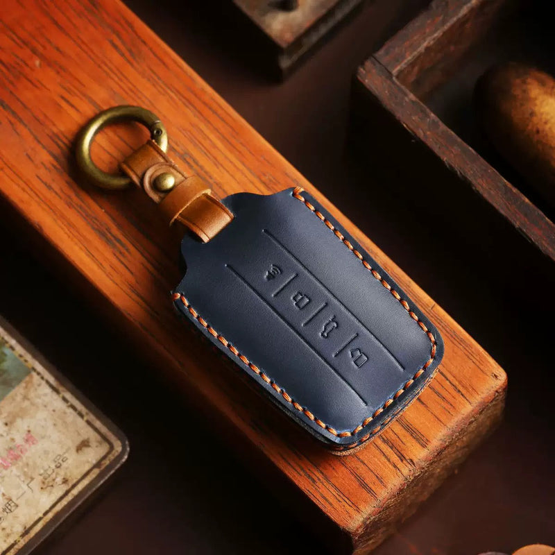 Load image into Gallery viewer, Great Wall Handcrafted Genuine Leather Car Key Fob Case Cover For Tank 300, 400, 500, 700
