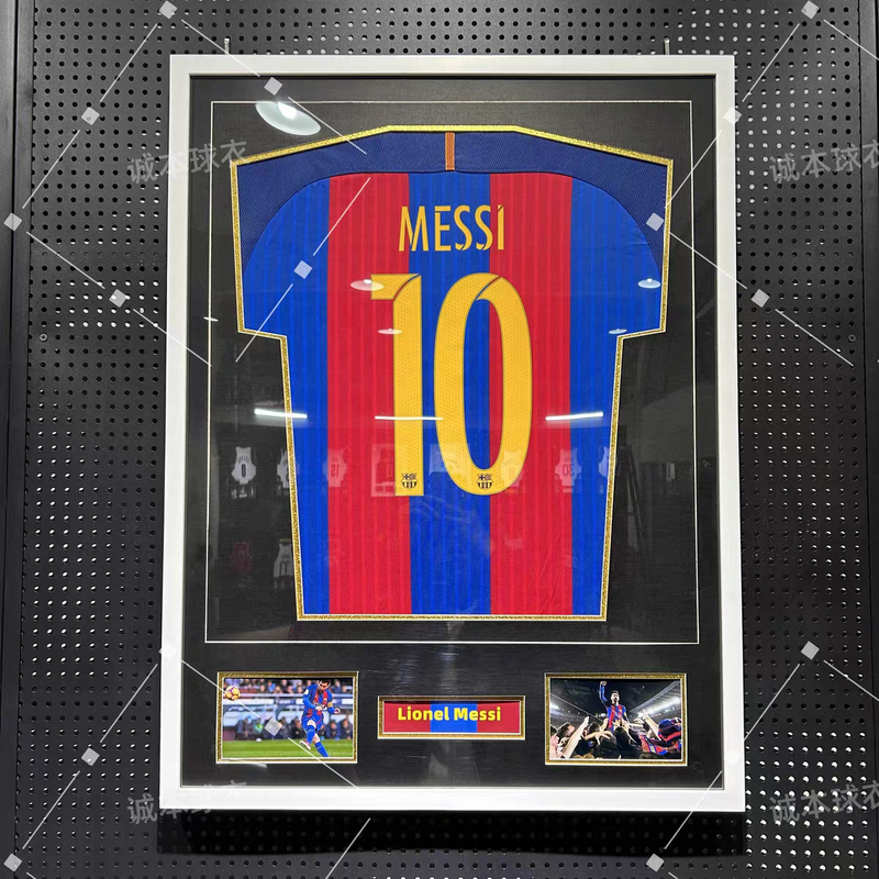 Load image into Gallery viewer, Lionel Messi FC Barcelona Framed Jersey Display (60×80cm) – Facsimile Signature Edition - i-Station Mobile Phone &amp; Electronic Device Repair and Accessories
