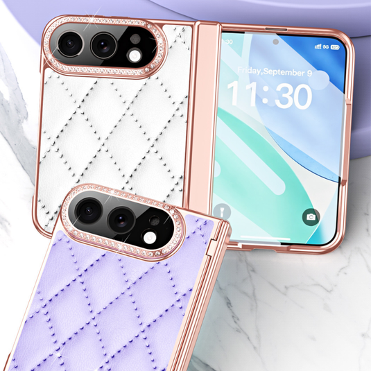 Apple iPhone Ultra / Fold - Luxury Diamond Leather-Textured Folding Case with Hinge Protection