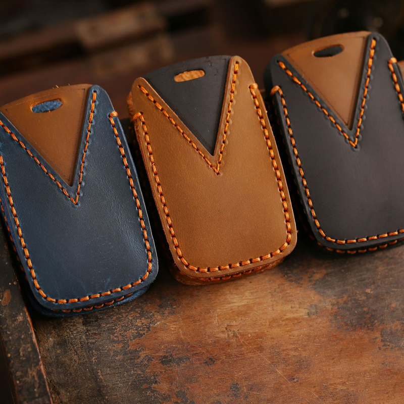 Load image into Gallery viewer, Land Rover Genuine Leather Protection Car Key Fob Case Cover for Range Sport, Evoque, Velar, Discovery 5, Jaguar E-Pace 2018-up
