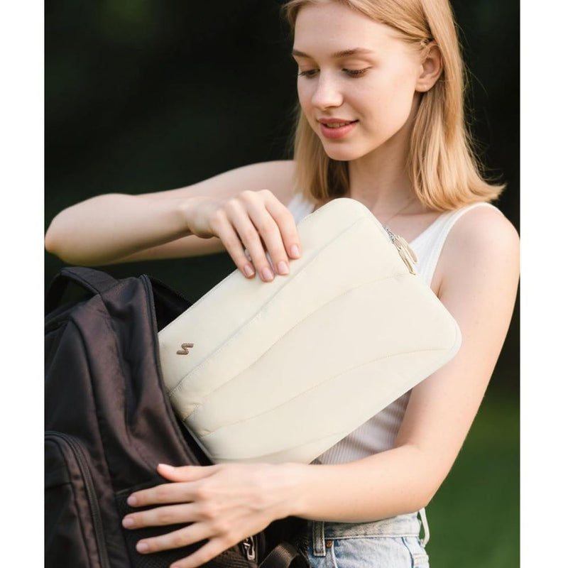 Load image into Gallery viewer, Ap MacBook 13"-14" Inateck Lightweight &amp; Portable Laptop Protective Sleeve
