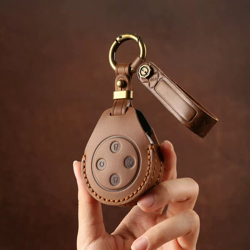 Load image into Gallery viewer, Great Wall Handcrafted Genuine Leather Car Key Fob Case Cover For 2023 Great Wall Shanhai Cannon
