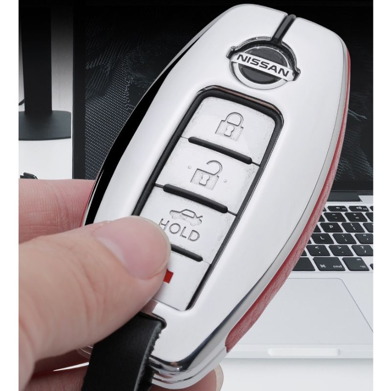 Load image into Gallery viewer, Nissan Zinc Alloy + PU Leather Car Key Fob Case Cover For Serena, Elgrand, Skyline, X-Trail, NoteCube,  March
