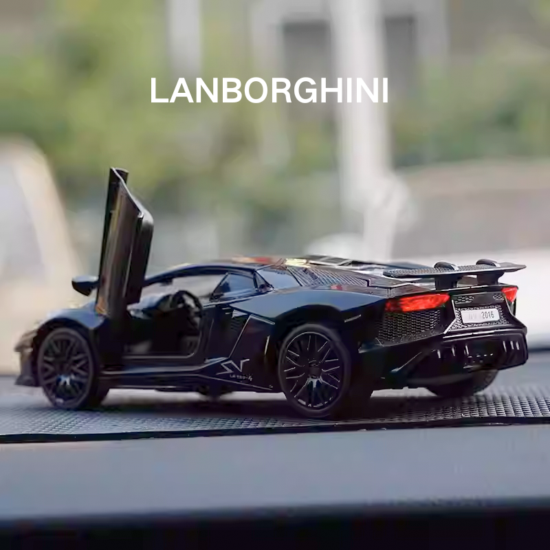 Load image into Gallery viewer, Lamborghini LP750 Car Model Dashboard Ornament
