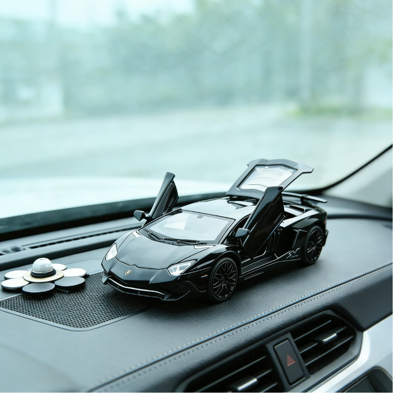 Load image into Gallery viewer, Lamborghini LP750 Car Model Dashboard Ornament

