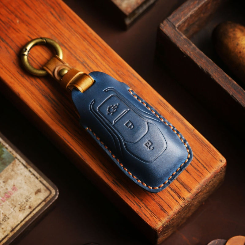 Load image into Gallery viewer, Ford Handcrafted Genuine Leather Car Key Protective Case For Edge, Mondeo, Ka, Fiesta, Focus, Galaxy, Mustang, Kuga
