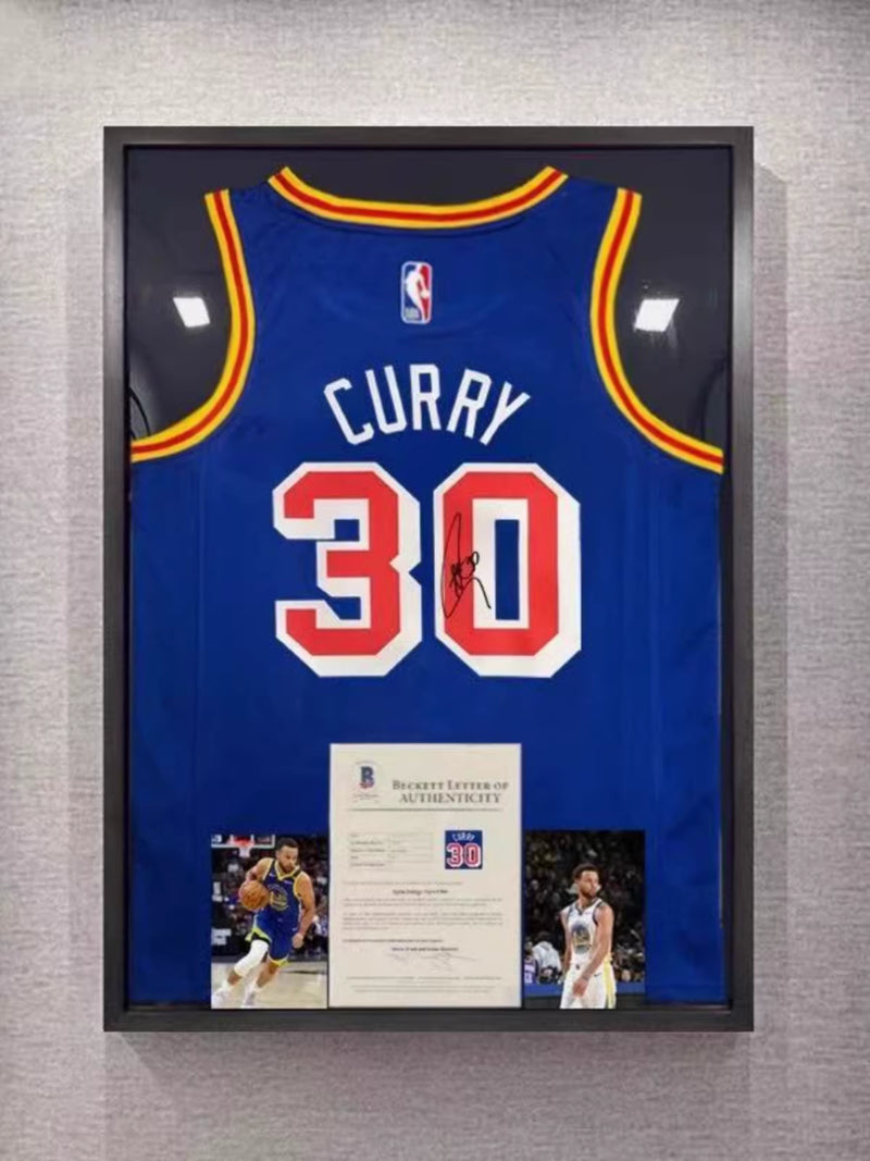 Load image into Gallery viewer, Stephen Curry Golden State Warriors Framed Jersey Display (60×80cm) – Facsimile Signature Edition - i-Station Mobile Phone &amp; Electronic Device Repair and Accessories
