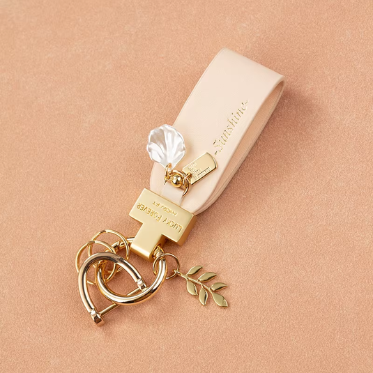 Minimalist Stylish and Versatile Accessory - Wheat Keychain & Chic Backpack Charm