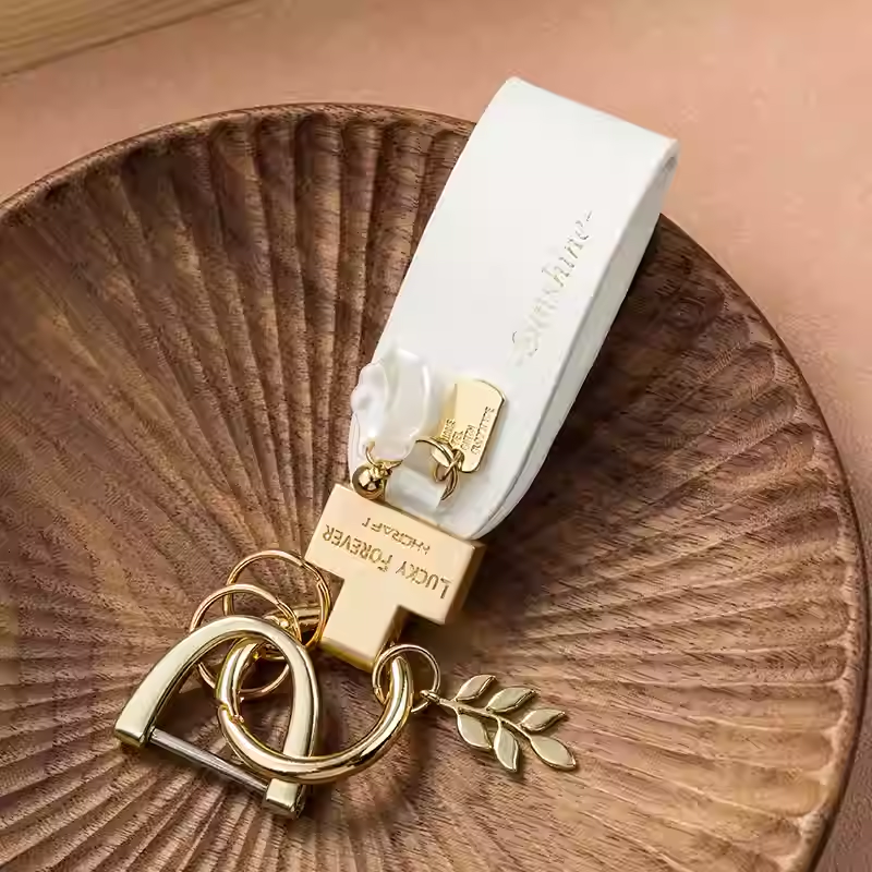 Load image into Gallery viewer, Minimalist Stylish and Versatile Accessory - Wheat Keychain &amp; Chic Backpack Charm

