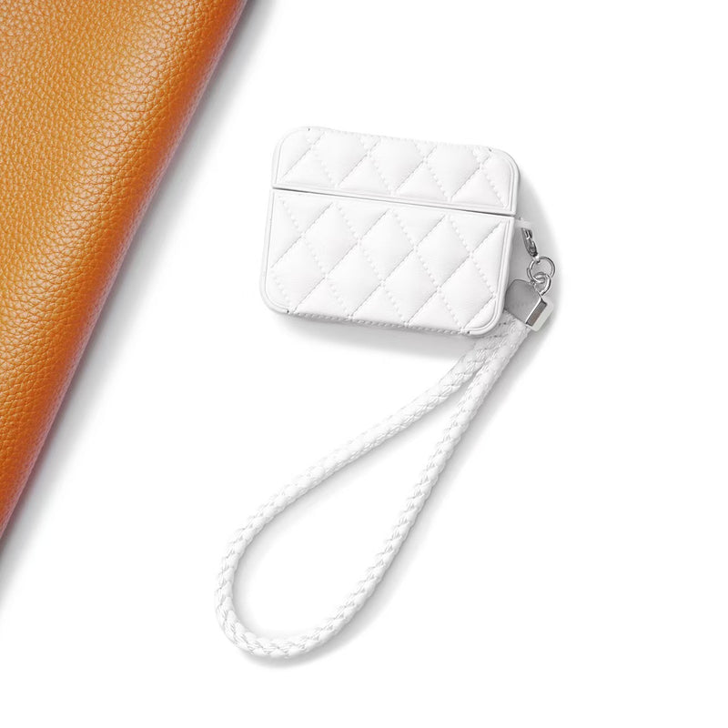 Load image into Gallery viewer, Apple Airpods 3 - Diamond-Patterned Lambskin Case
