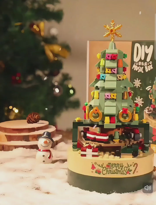 Christmas Tree Rotating Music Box – Fun Building Block Toy, Perfect Gift for Children & Holiday Decor